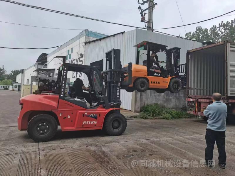 3-25吨叉车  8-900吨吊车